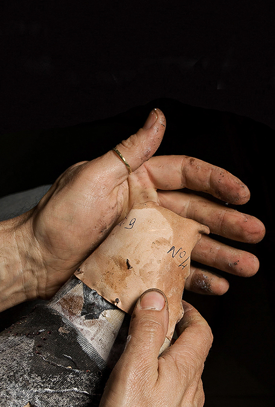Bontoni-Applying-Front-Stiffeners