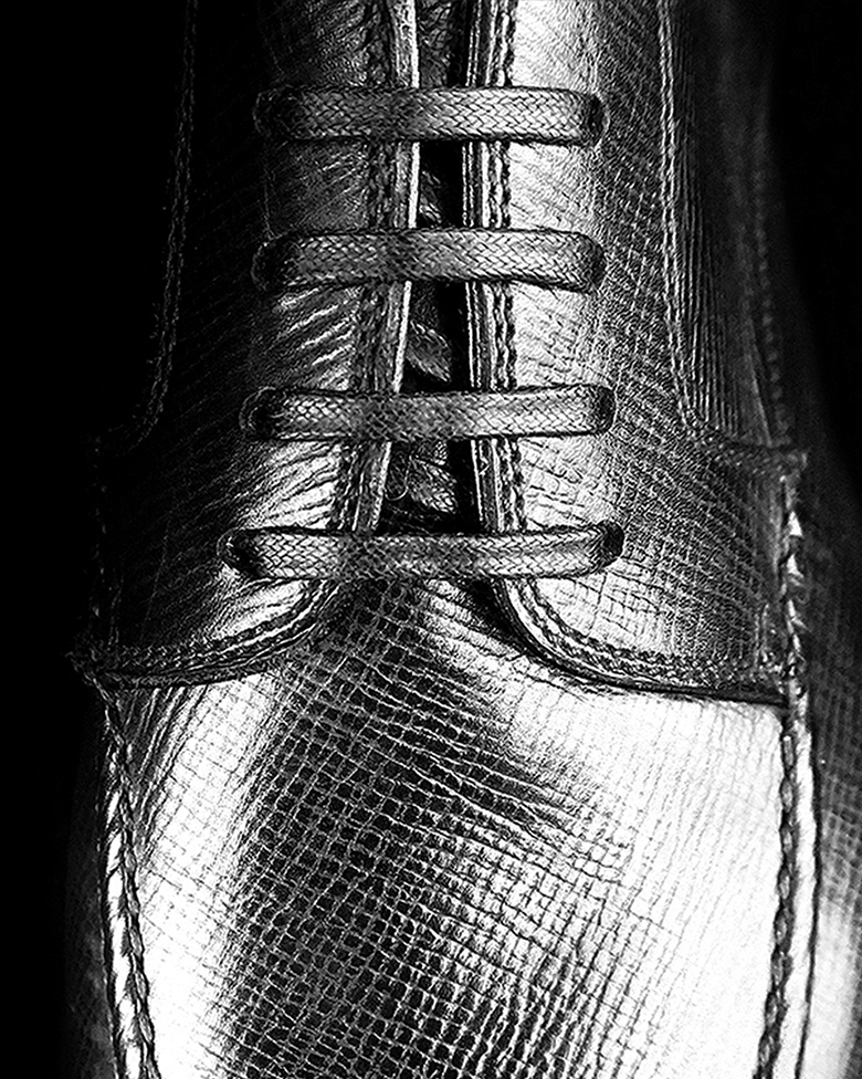 alt="custom shoes, bespoke shoe"
